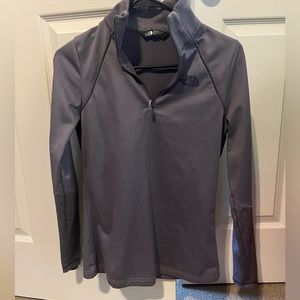 North Face Quarter Zip XS